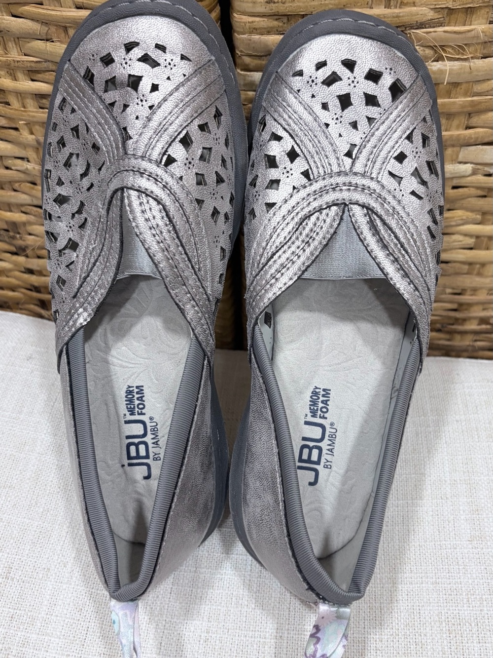 JBU Jambu Metallic Silver Laser-Cut Slip-On Flats Loafer Memory Foam Walking 6.5